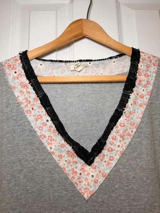 POL Lace Flower Patchwork Bohemian Top Gray Long Sleeve Medium Vintage Vibes - Picture 6 of 15